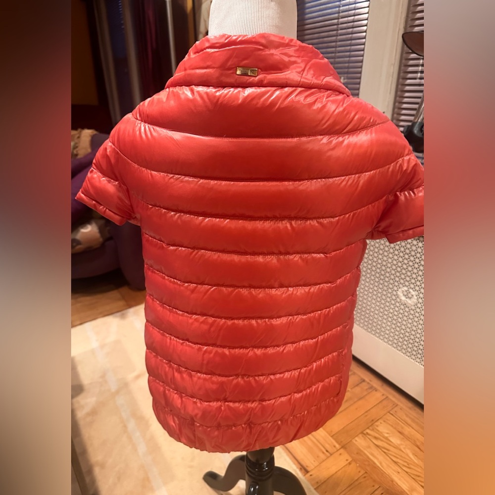 Herno Lightweight Down Vest With Cap Sleeves - image 2